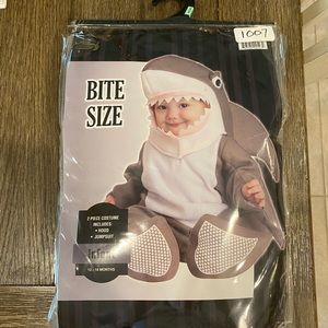 Baby shark costume